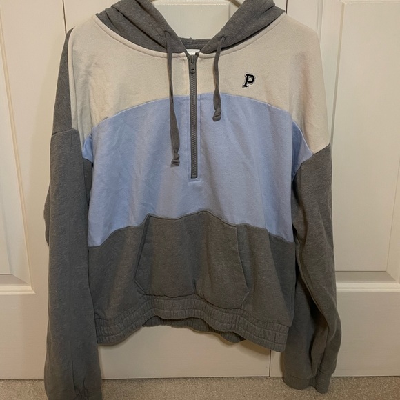 Victoria’s Secret Pink Sweatshirt - Picture 2 of 9